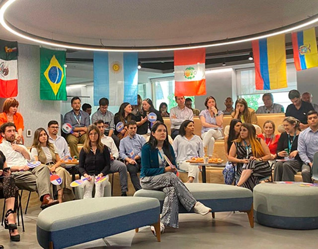 <h1><span style="color: #005cb9;">Diversity, inclusion and belonging</span></h1>
<p><strong>We are a diverse, inclusive and multilatina company.</strong></p>
<p> </p>
<p>We promote gender equity, the inclusion of people with disabilities and respect for multiculturalism, reflecting the richness of the countries and communities where we are present.</p>
<p> </p>
<p>We believe that inclusion is care, and that diversity strengthens our decisions, our innovation and our impact.</p>