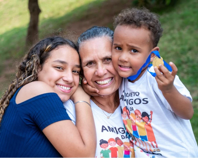 <h1><span style="color: #005cb9;">Nuestra Visión</span></h1>
<p>Ser los mejores en entregar cuidado e higiene a las personas en Latinoamérica, ganando la preferencia diaria por nuestras marcas, creciendo con rentabilidad y cuidando el futuro hoy.</p>